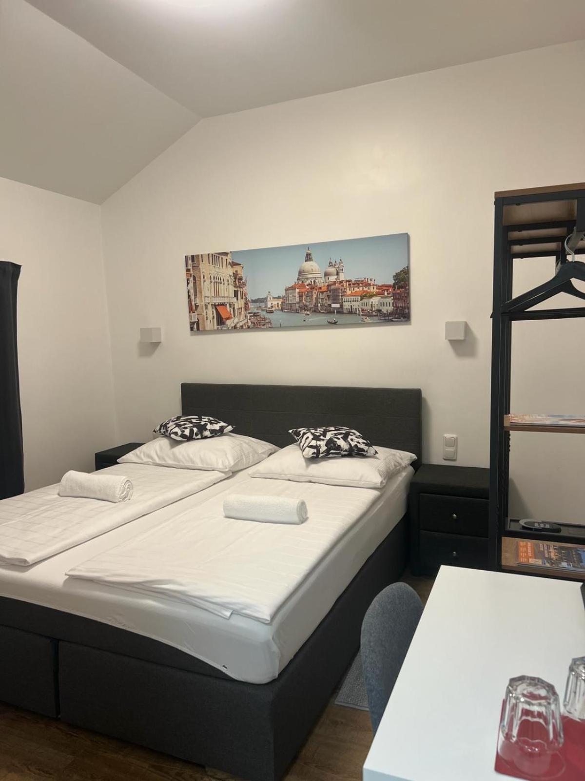 Hotel Soers Aachen Bagian luar foto